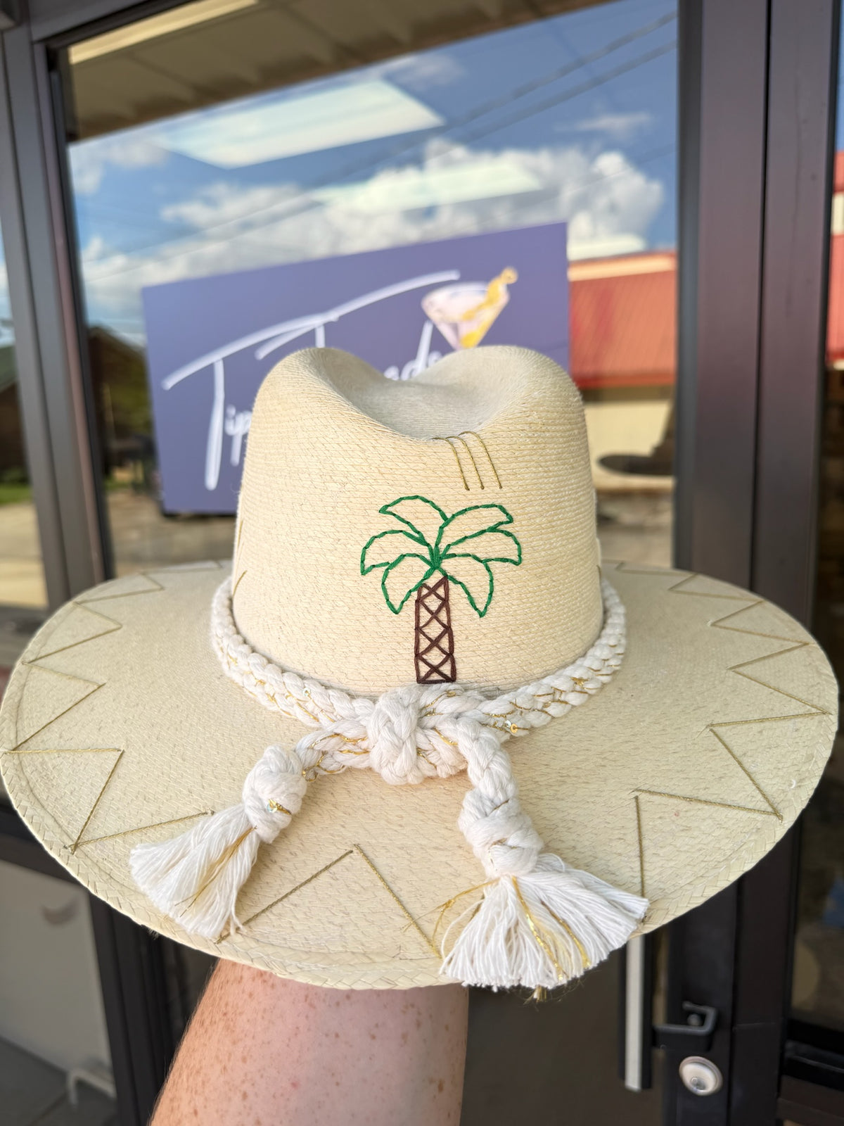 White Palm - Cream & Gold Agave - Palm Tree