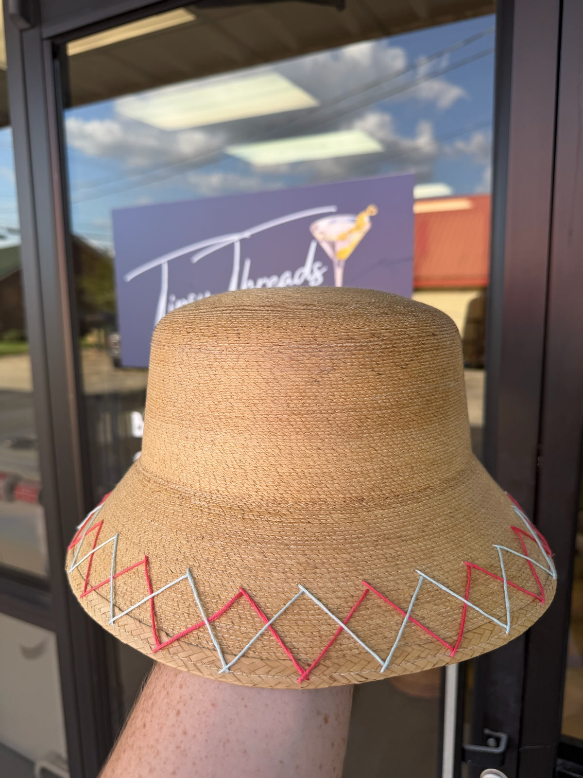Bucket - Natural Palm - 2 Zig Zags