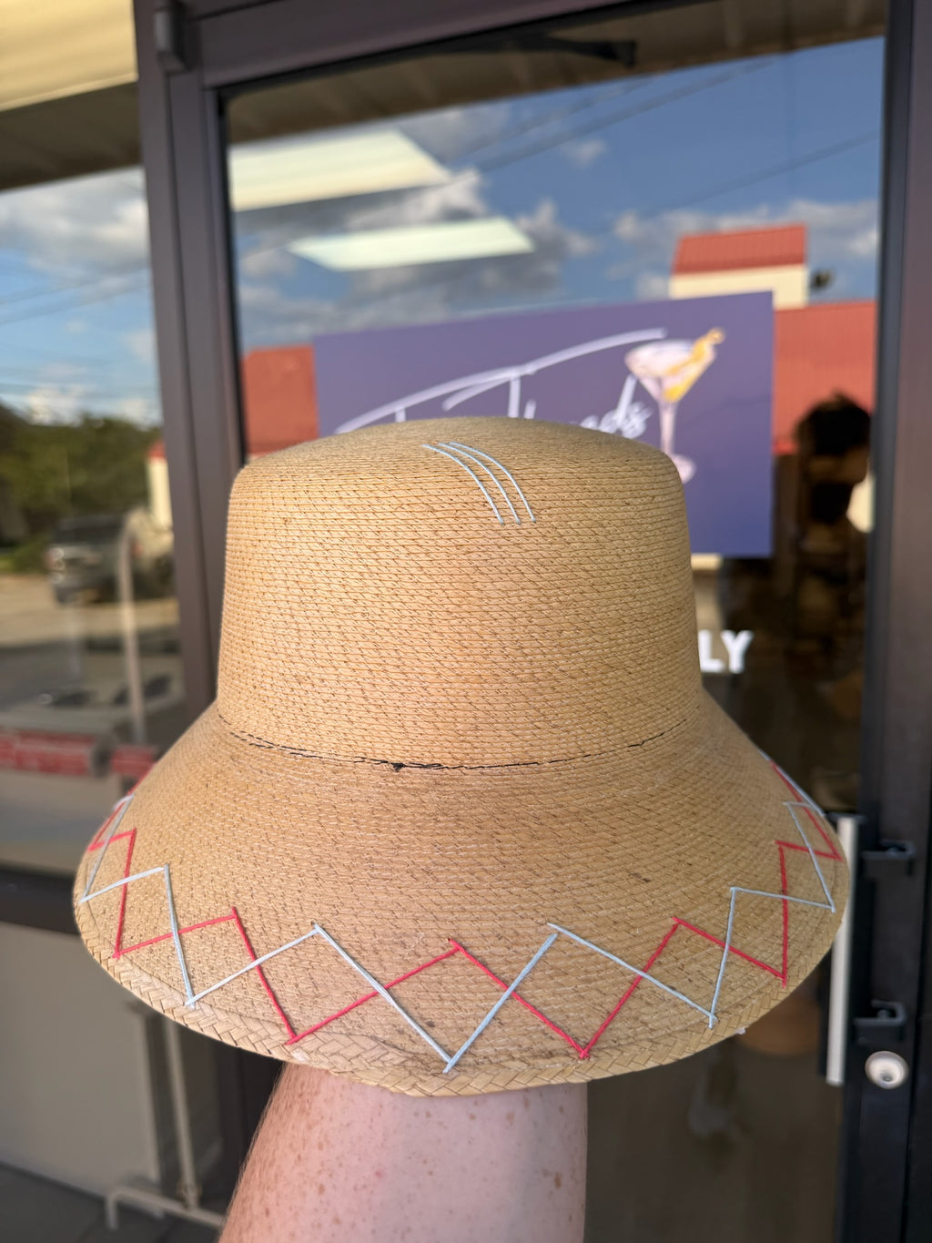 Bucket - Natural Palm - 2 Zig Zags