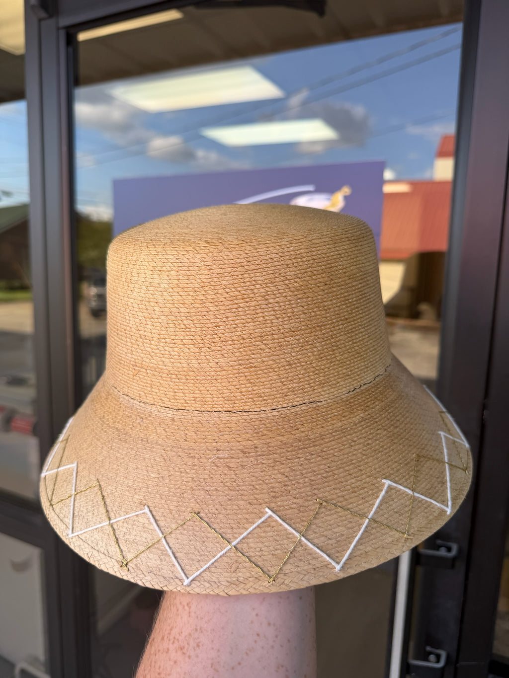 Bucket - Natural Palm - 2 Zig Zags