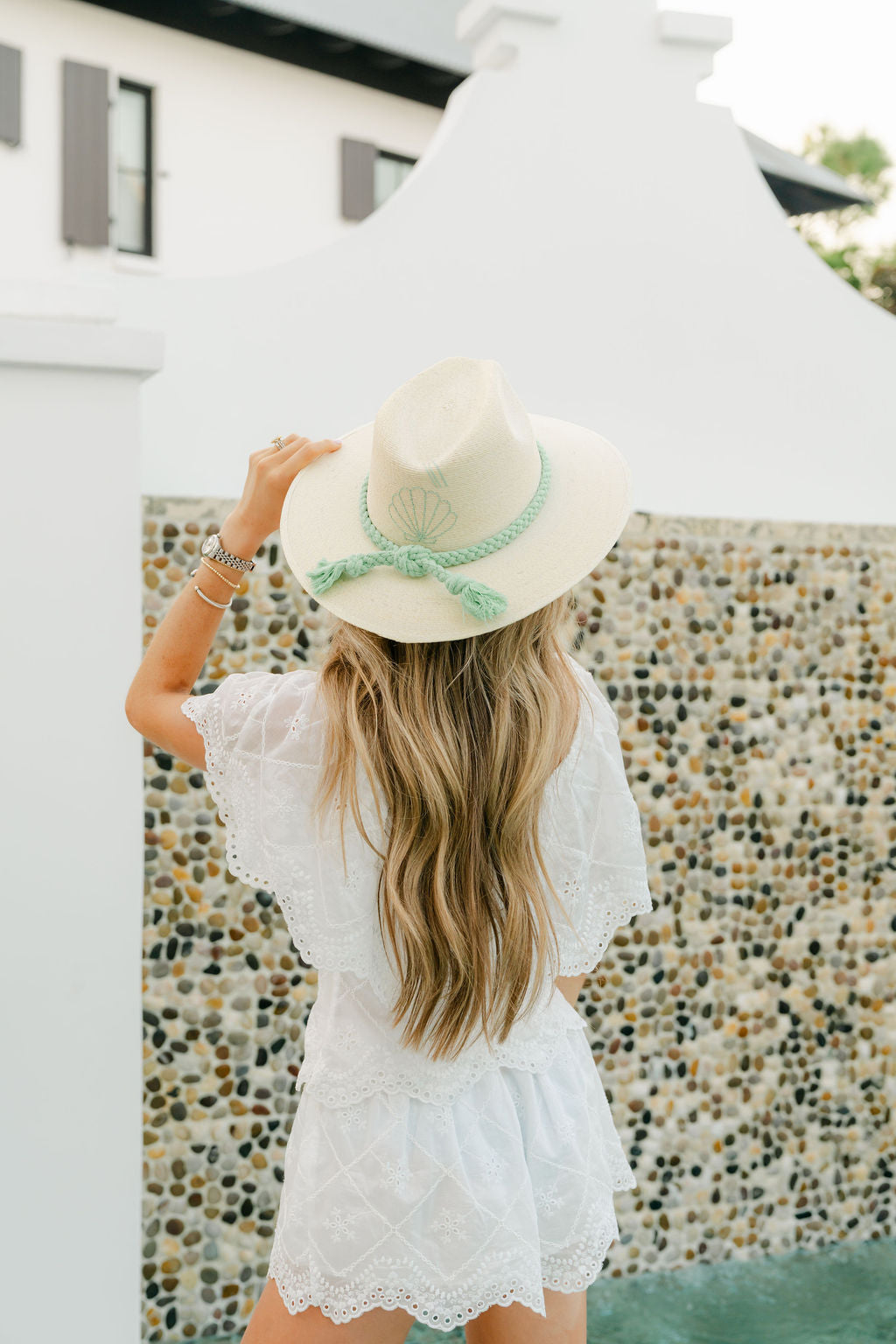 White Palm - Green Shell